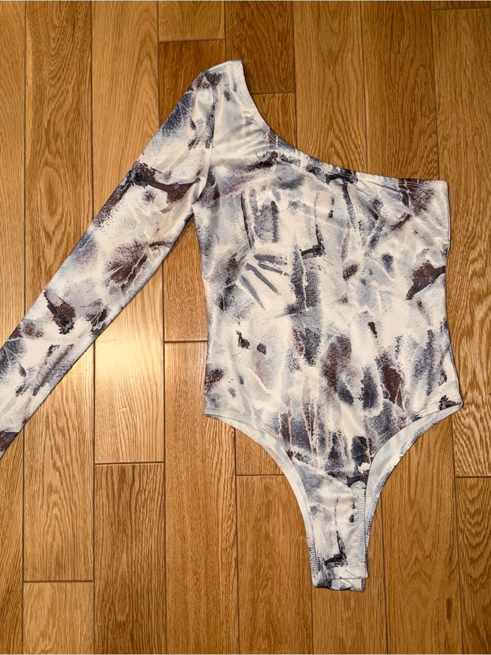 BRAND NEW One-Piece Asymmetric Long-Sleeve Bodysuit